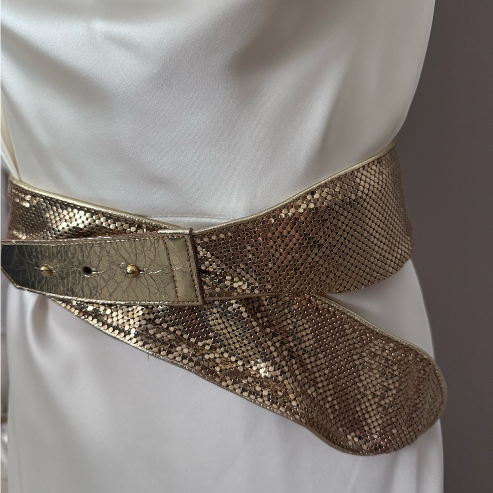 Vtg XS Gold leather link Belt